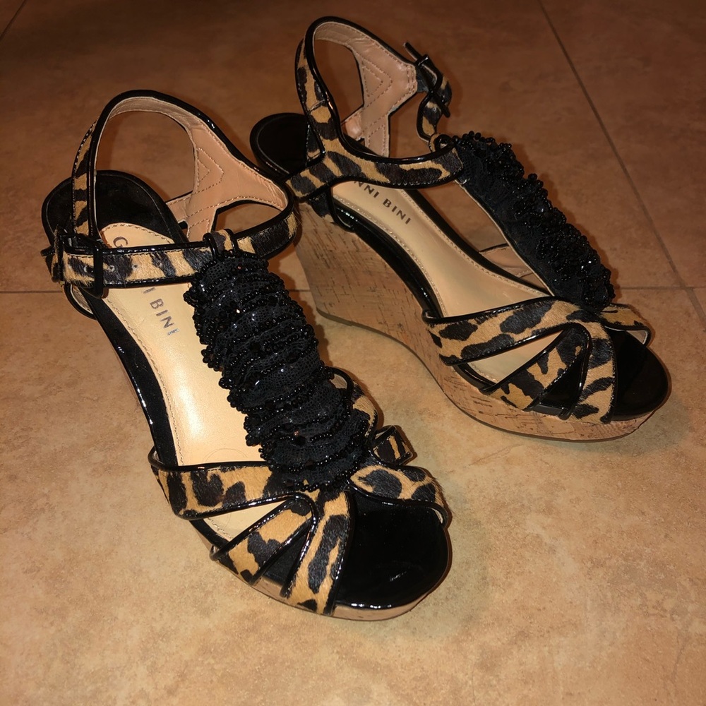 Tiger print wedges